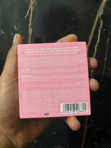 Huda Beauty Blush Filter Palette Baby pink