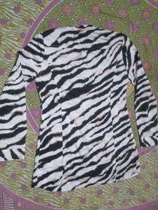 Stylish Zebra Print Button-Up Shirt