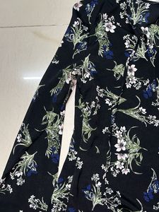 Chic Floral Print Peplum Top