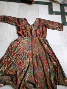 Stylish Floral Frock Suit – Elegant & Comfortable