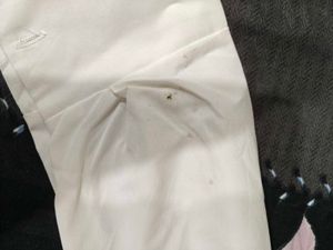 Chic White Button-Up Shirt with Cinched Waist