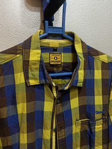 Attractive casual shirt, straight fit