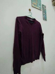Burgundy V-Neck Sweater🐥🎊