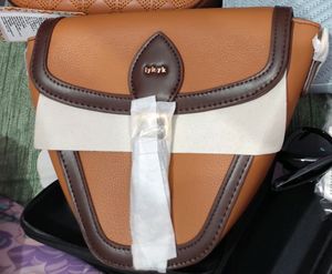 Iykyk Tan Solid Sling Bag