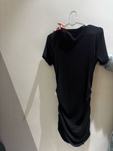 H&amp;M Ruched  Short Sleeve Dress