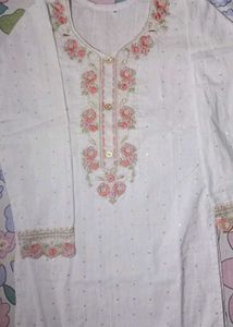 White Kurta with Floral Embroidery