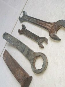 Vintage Tool Set