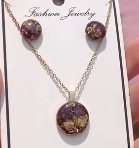 Unique Dried Flower Resin Pendant Necklace & Earri