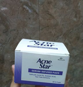 Acne Star Skincare Set with Travel Bag
