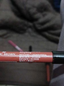 MARS &amp; F-ZONE Lip Liner and Lipstick combo