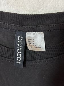 Black "Out of This World" H&amp;M Crop Top