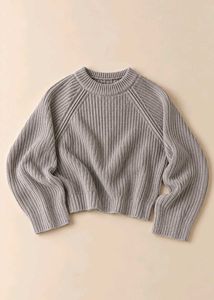 GREY TEXTURED KNIT SWEATER WITH DISTINCTIVE SLEEVE