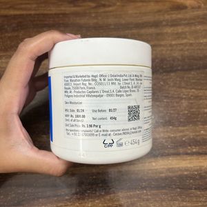 CeraVe Moisturising Cream for Dry Skin
