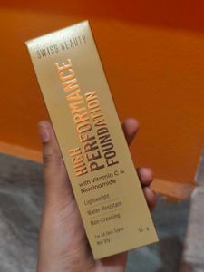 Swiss Beauty High Performance Foundation