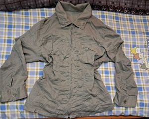 Stylish Women's Shirt with zipper