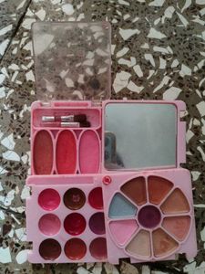ADS Fashion Make-up Kit