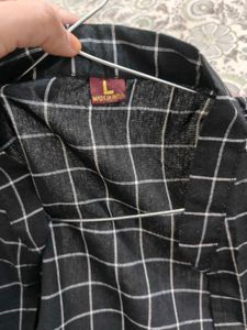 Stylish Black &amp; White Checked jacket 🧥