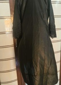 New Pakistani embroidered kurta set