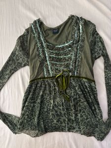 Chic Olive Green Leopard Print Tunic Top