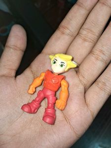 TRACKER FROM DINO HUNTER SERIES Action Figure Toy