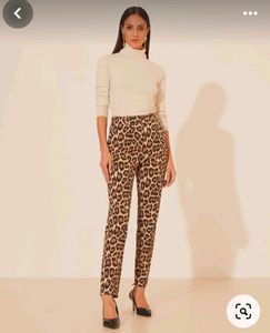 💥Price Drop💥 H&amp;M Animal Print Trouser