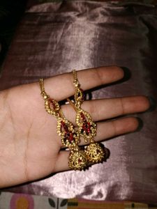 Exquisite Gold &amp; Red Stone Jhumka Earrings