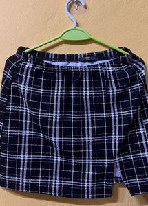 Plaid Mini Skirt with flared sleeves crop top