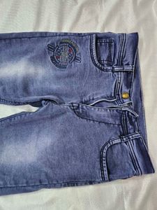 Stylish Blue Wash Jeans