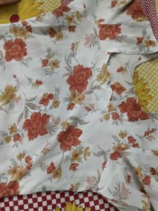Ladies Suit In Excellent Condition For Sale