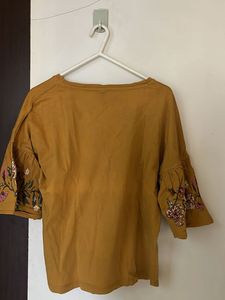Printed Flare Sleeve Top