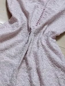 chikankari kurti (short slv)