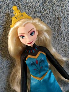 Disney Frozen Elsa Doll