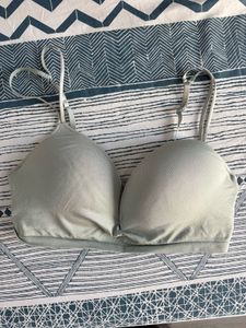 H&M Luxe Sea foam ribbed Push up bra