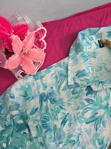 Lowest Prices_Blue Floral Button-Up Shirt