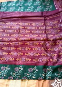 Floral Ikat Handloom Saree 🩷