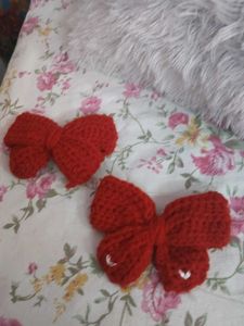 set of 2 Red Crochet Hair Bow Clip