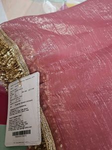 Elegant Pink Silk Blend Saree