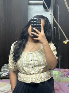 Cute Plaid Puff Sleeve Top
