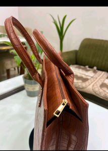 Stylish Croc Embossed Handbag
