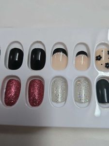 Assorted Press-On Nails Set