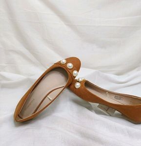 SHOE EXPRESS BALLERINAS (From Dubai)