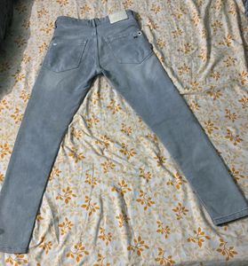 Light Wash Slim Fit Jeans