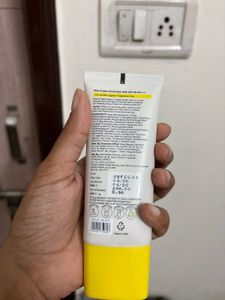 Swiss Beauty Glow Fusion Sunscreen SPF 50