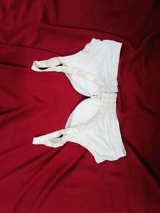 🇳🇿💫🎀Comfortable White Lace Bra