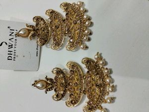 Elegant Gold Tone Pearl Drop Earrings