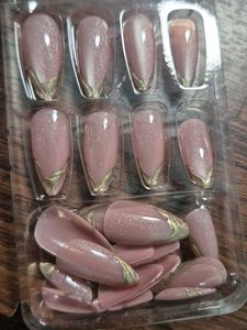 Press-On Nails Pink Gold Trim