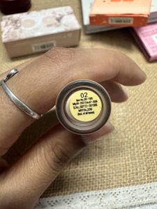 Swiss Beauty Concealer Shade 02