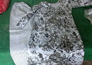 Elegant Floral Kurta Set