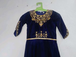 Free Hair Band Elegant Navy Velvet Dress