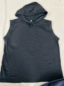 Sleeveless Black Hoodie Top
